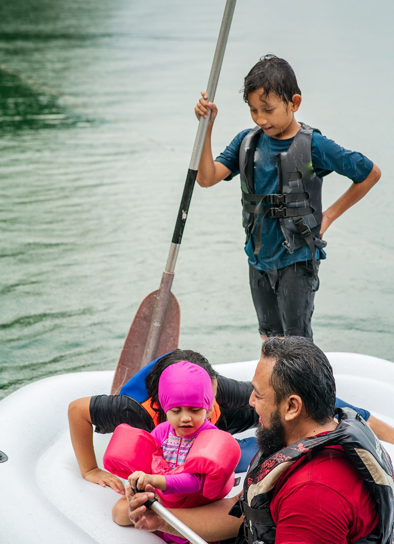family-kayaking
